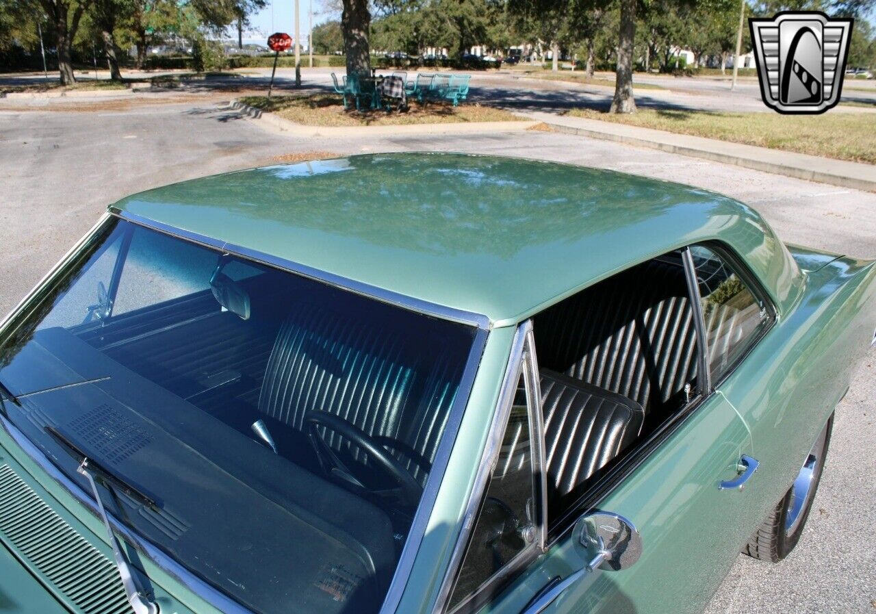 Chevrolet-Chevelle-Coupe-1967-Green-Black-695-10