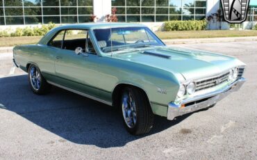 Chevrolet-Chevelle-Coupe-1967-Green-Black-695-8