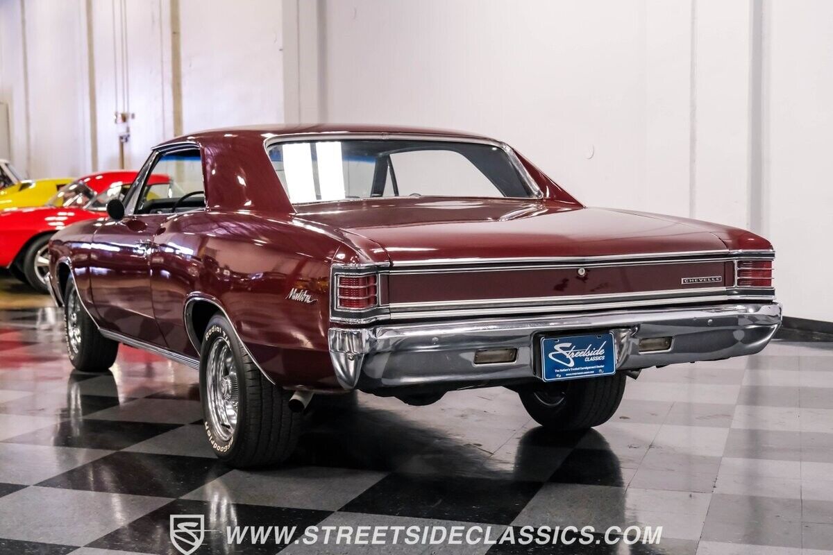 Chevrolet-Chevelle-Coupe-1967-Madeira-Maroon-Black-2794-9