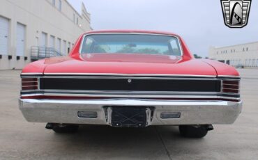 Chevrolet-Chevelle-Coupe-1967-Red-Black-5848-4