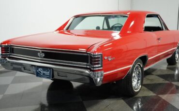 Chevrolet-Chevelle-Coupe-1967-Red-Black-86504-10