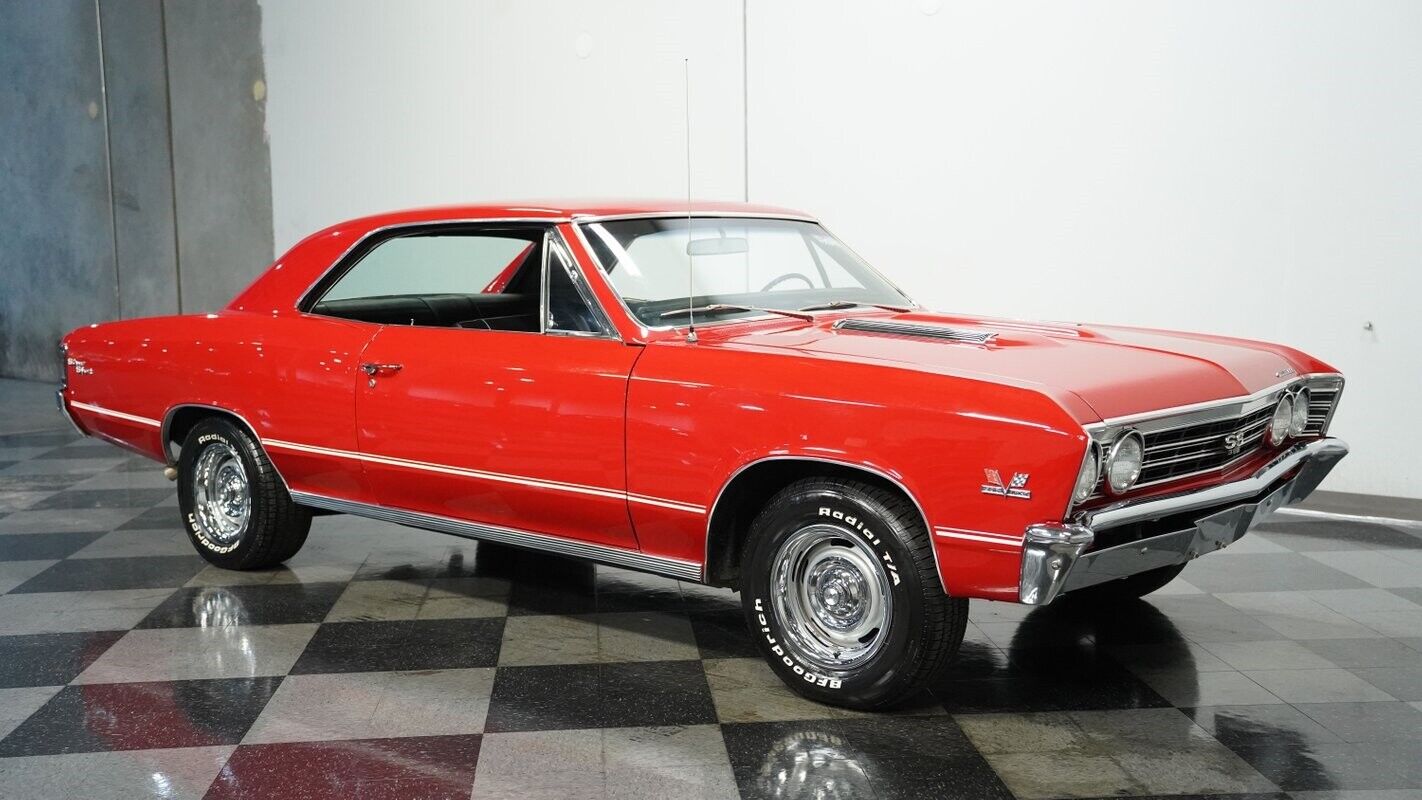 Chevrolet-Chevelle-Coupe-1967-Red-Black-86504-13