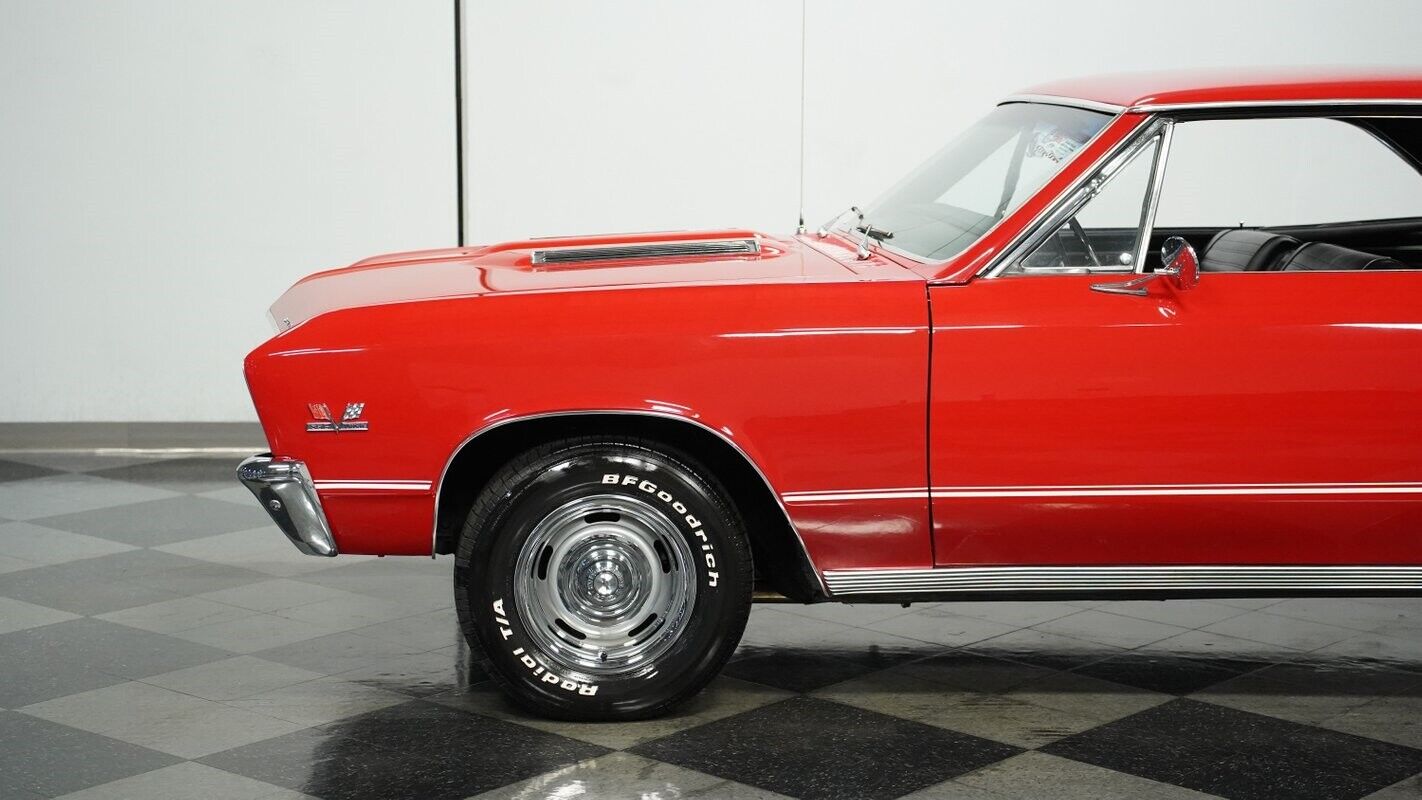 Chevrolet-Chevelle-Coupe-1967-Red-Black-86504-21