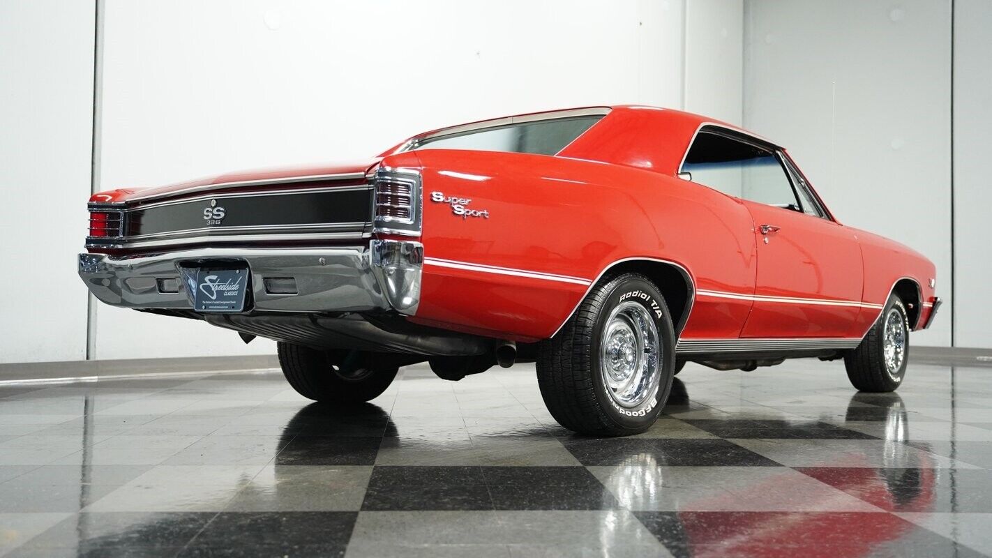 Chevrolet-Chevelle-Coupe-1967-Red-Black-86504-24