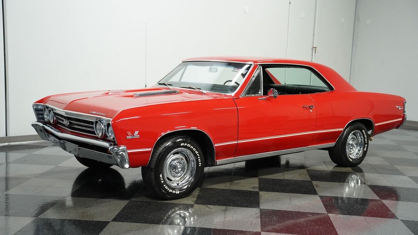 Chevrolet-Chevelle-Coupe-1967-Red-Black-86504-6