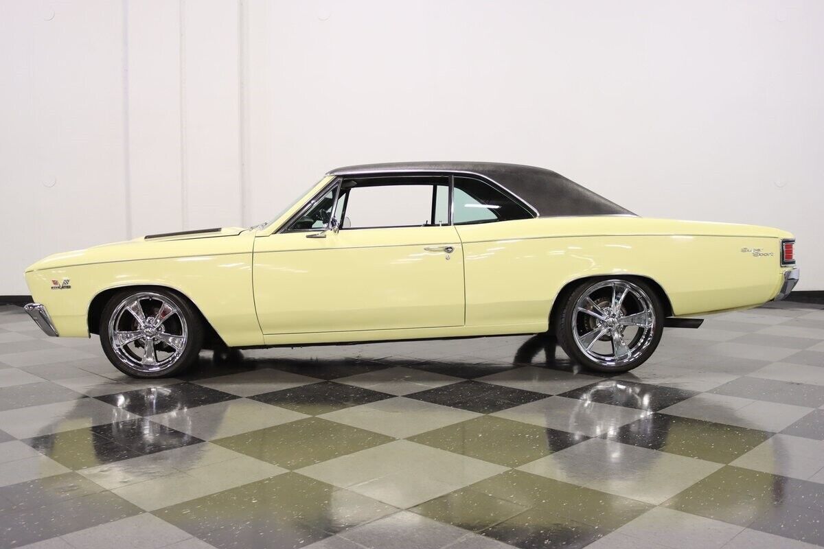 Chevrolet-Chevelle-Coupe-1967-Yellow-Black-57219-7