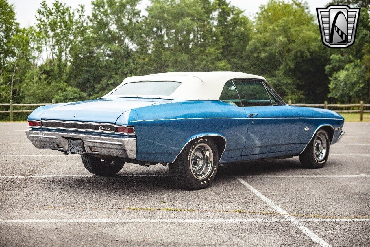 Chevrolet-Chevelle-Coupe-1968-Blue-White-2148-6