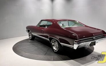 Chevrolet-Chevelle-Coupe-1968-Burgundy-White-129250-4