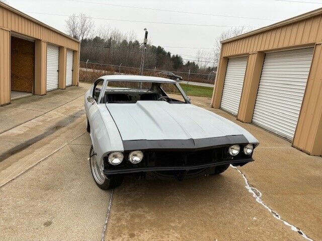 Chevrolet-Chevelle-Coupe-1968-Gray-0-1