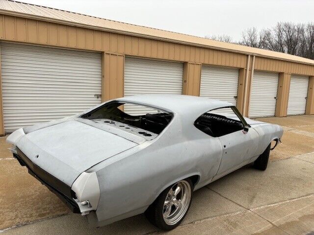 Chevrolet-Chevelle-Coupe-1968-Gray-0-3