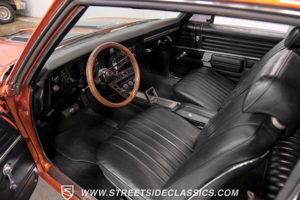 Chevrolet-Chevelle-Coupe-1968-Orange-Black-28345-4