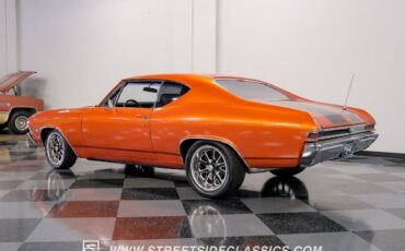 Chevrolet-Chevelle-Coupe-1968-Orange-Black-28345-9