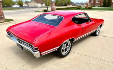 Chevrolet-Chevelle-Coupe-1968-Red-Black-80467-4