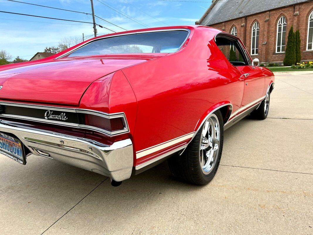 Chevrolet-Chevelle-Coupe-1968-Red-Black-80467-9