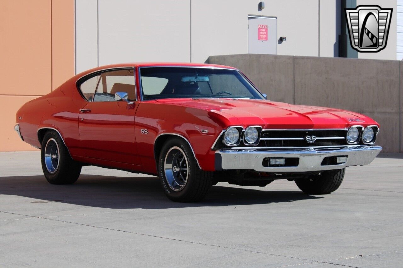 Chevrolet-Chevelle-Coupe-1969-Red-Black-5340-4