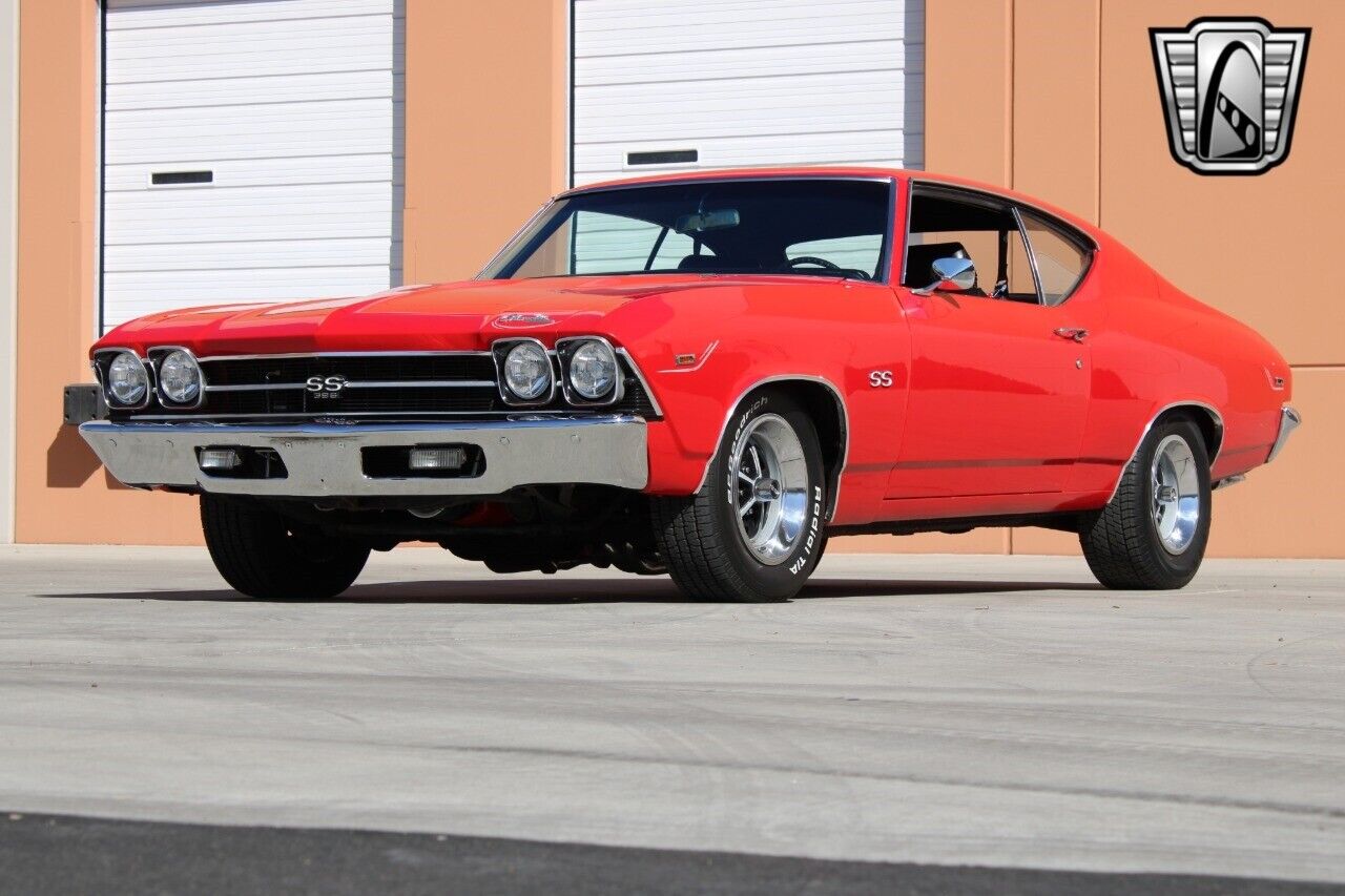 Chevrolet-Chevelle-Coupe-1969-Red-Black-5340-6