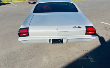 Chevrolet-Chevelle-Coupe-1969-Silver-Red-0-7