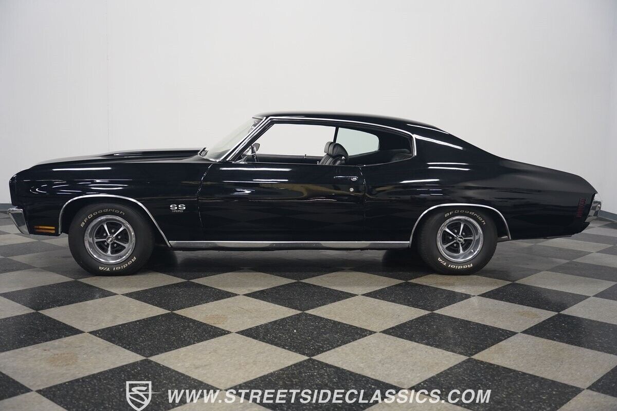 Chevrolet-Chevelle-Coupe-1970-Black-Black-84162-8