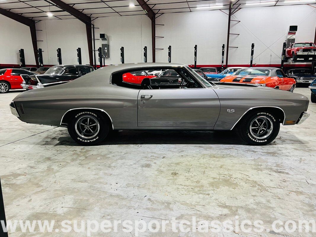 Chevrolet-Chevelle-Coupe-1970-Gray-Black-0-6