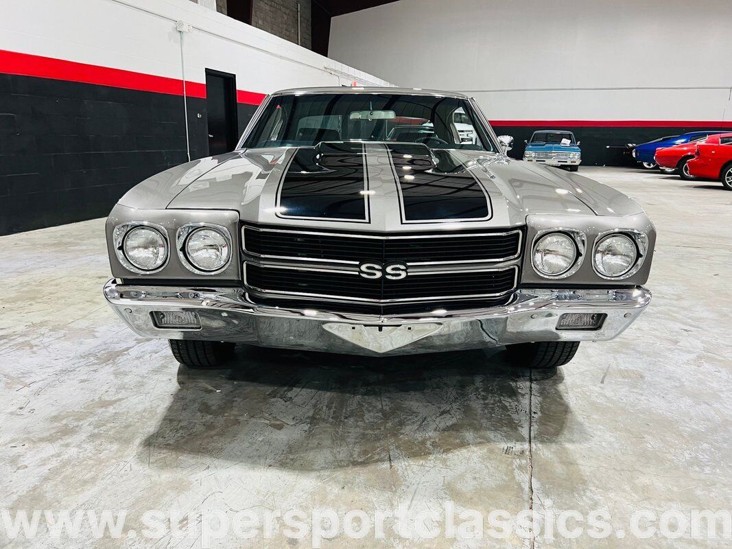 Chevrolet-Chevelle-Coupe-1970-Gray-Black-0-8