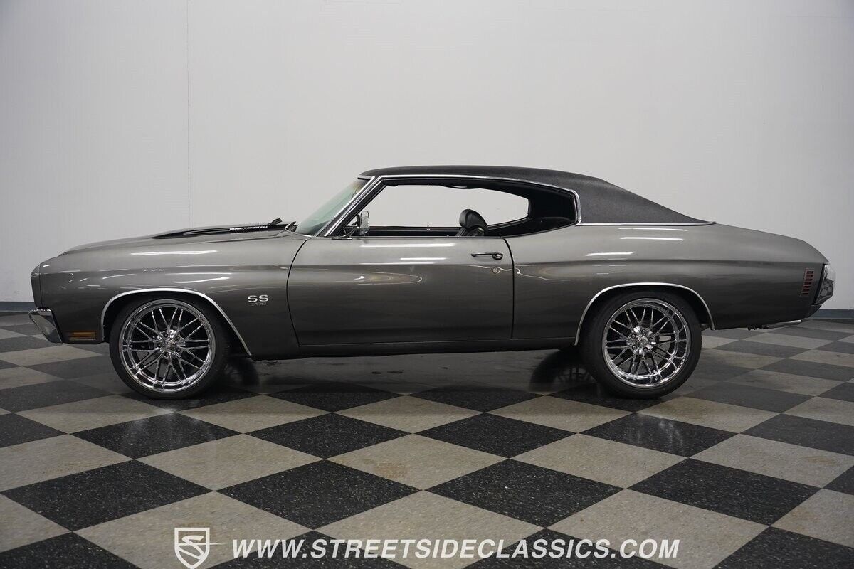 Chevrolet-Chevelle-Coupe-1970-Gray-Black-49370-2