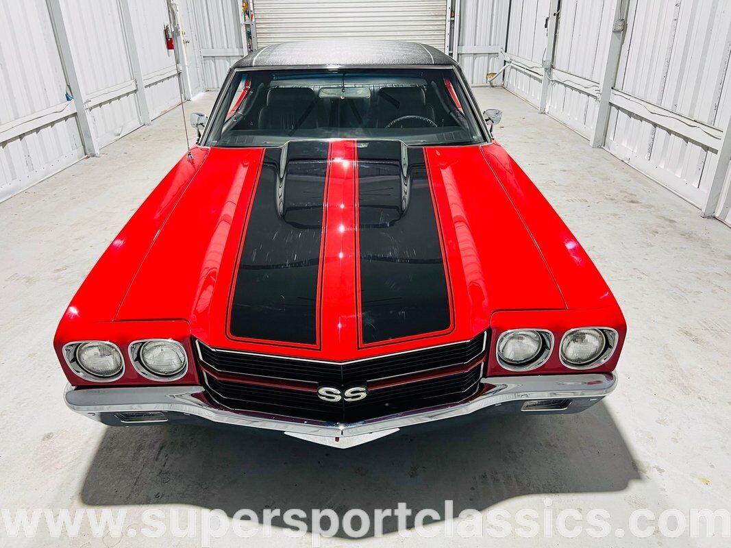 Chevrolet-Chevelle-Coupe-1970-Red-Black-0-7