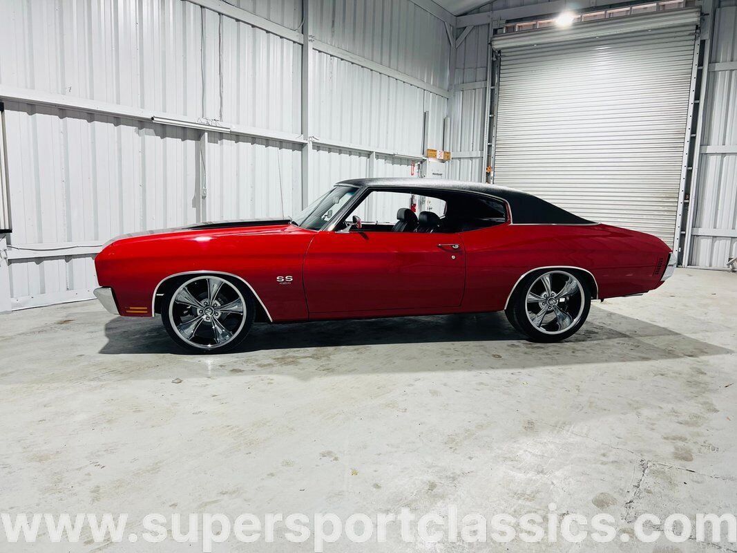 Chevrolet-Chevelle-Coupe-1970-Red-Black-0-8