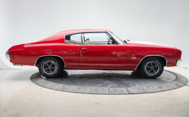 Chevrolet-Chevelle-Coupe-1970-Red-White-114477-3