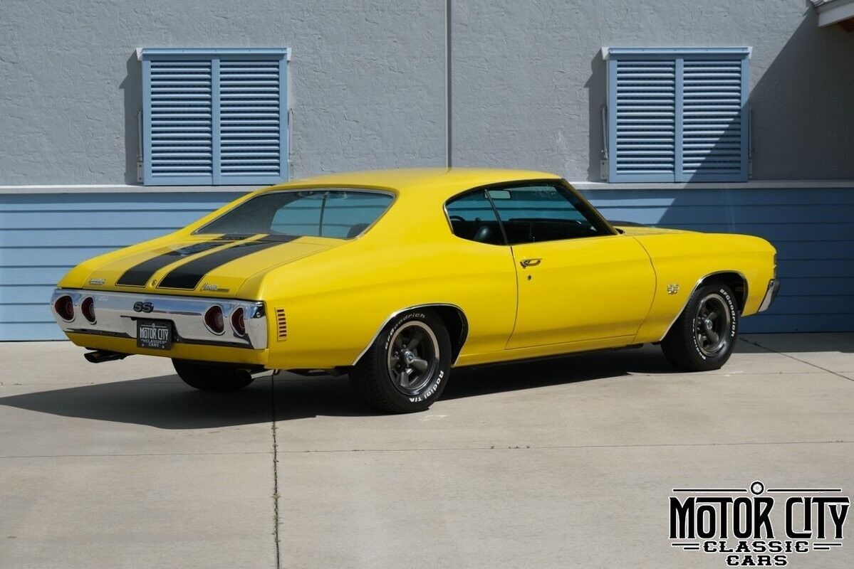 Chevrolet-Chevelle-Coupe-1971-Yellow-Black-0-2