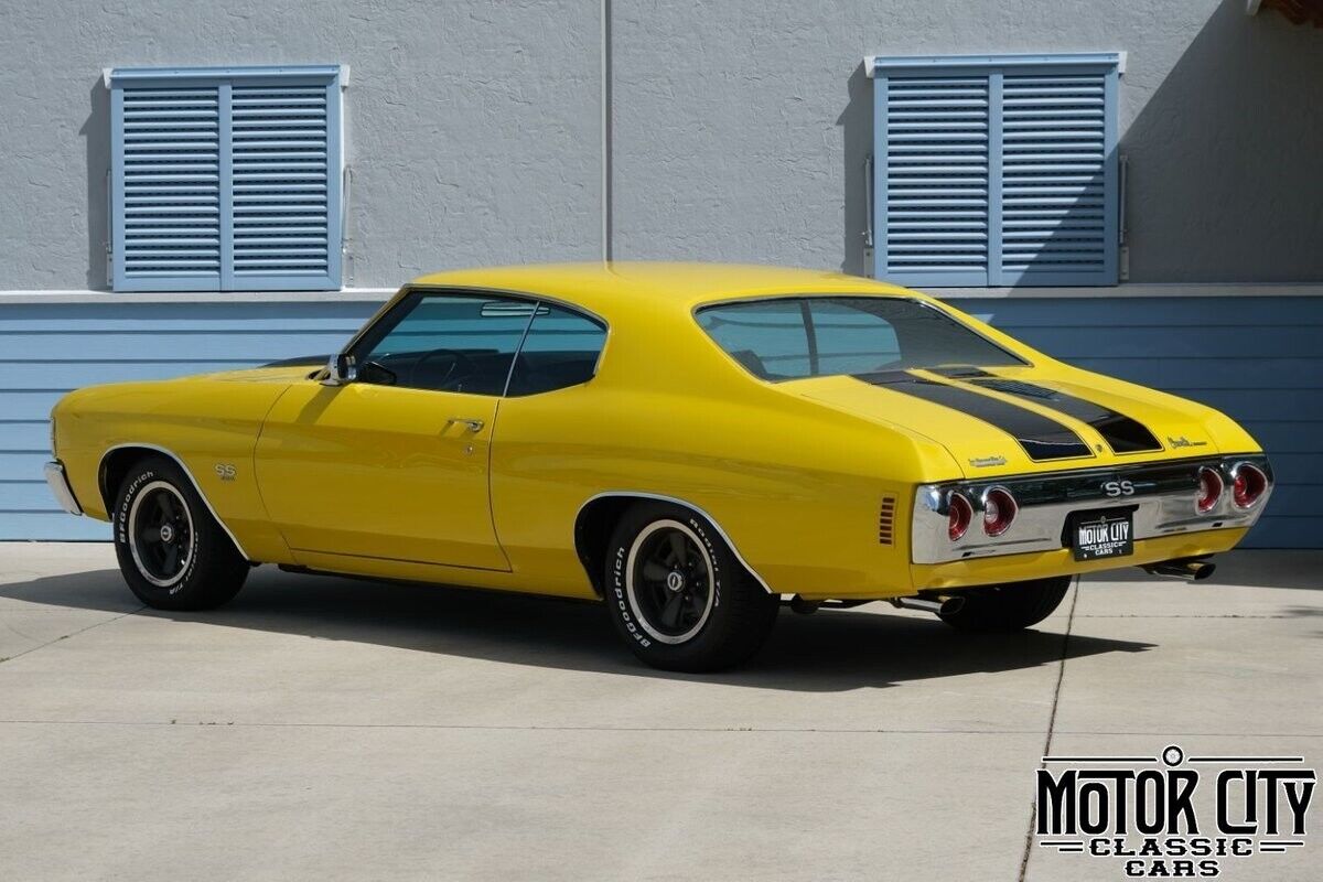 Chevrolet-Chevelle-Coupe-1971-Yellow-Black-0-4