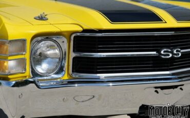 Chevrolet-Chevelle-Coupe-1971-Yellow-Black-0-8