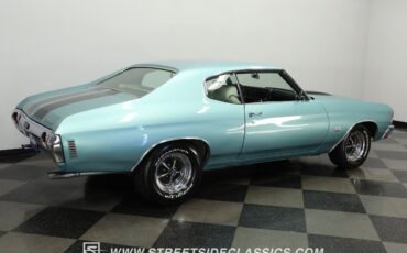 Chevrolet-Chevelle-Coupe-1972-Light-Turquoise-Metallic-White-159547-11