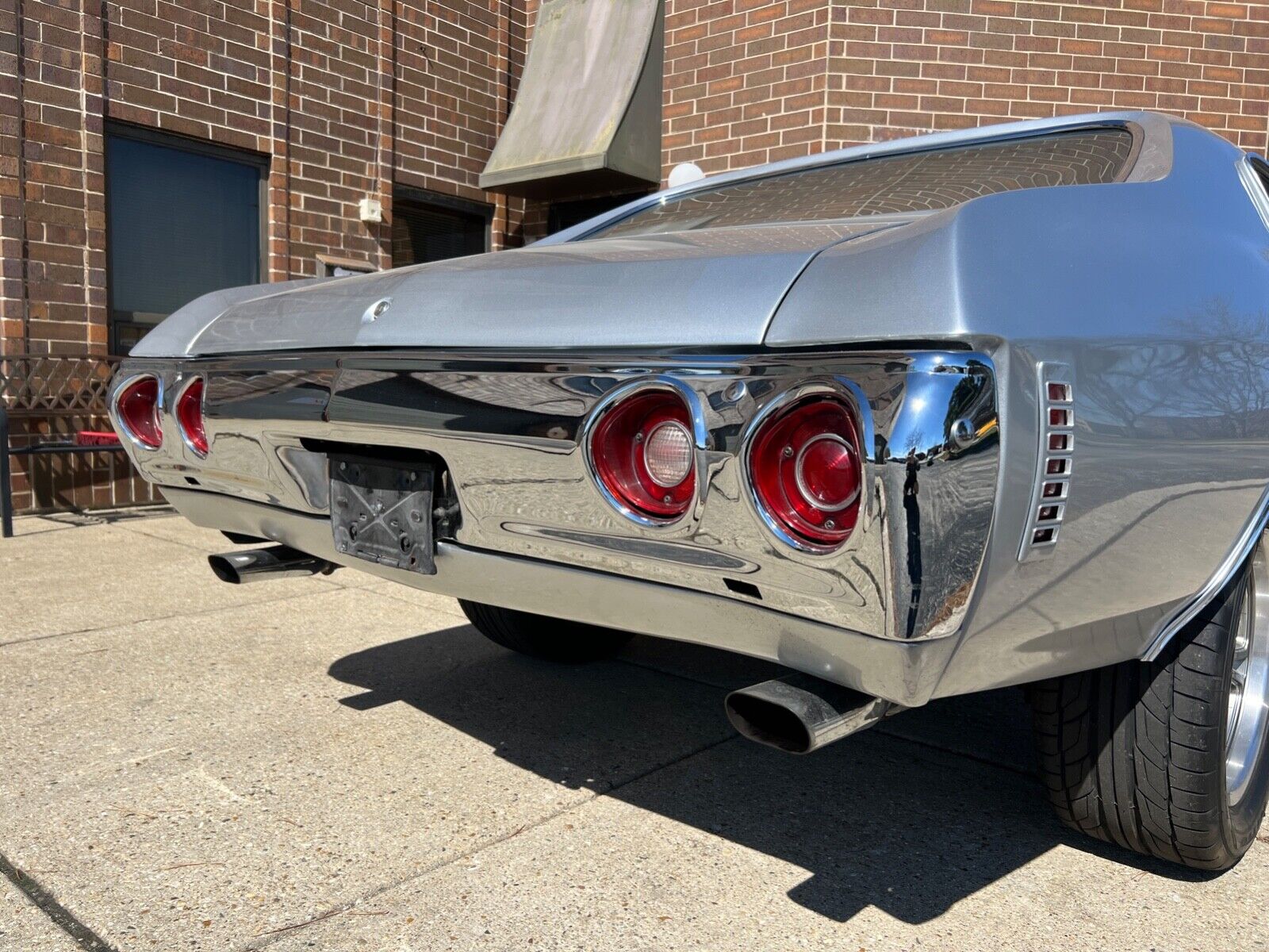 Chevrolet-Chevelle-Coupe-1972-Silver-Black-131508-6