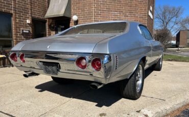 Chevrolet-Chevelle-Coupe-1972-Silver-Black-131508-7