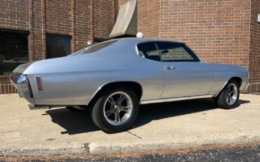 Chevrolet-Chevelle-Coupe-1972-Silver-Black-131508-8