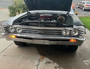 Chevrolet-Chevelle-Hardtop-Coupe-1967-Grey-80467-9