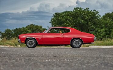 Chevrolet-Chevelle-SS-1970-Red-Saddle-23286-1