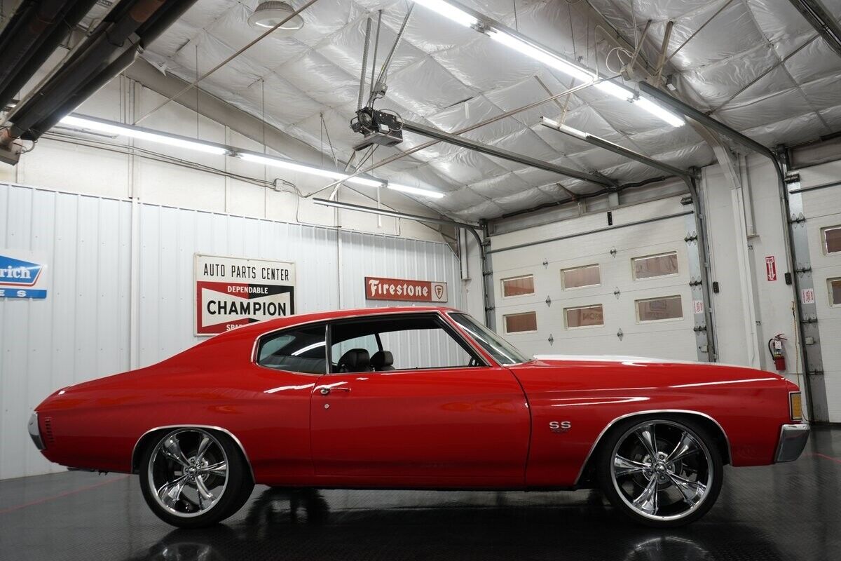 Chevrolet-Chevelle-SS-Style-1972-Red-Black-2662-17