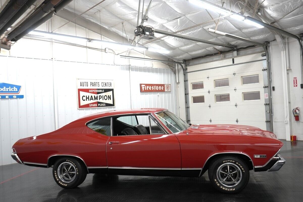 Chevrolet-Chevelle-SS396-Coupe-1968-Red-Black-103030-17