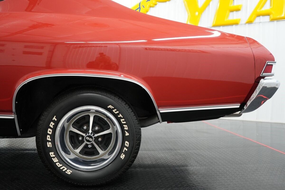 Chevrolet-Chevelle-SS396-Coupe-1968-Red-Black-103030-32