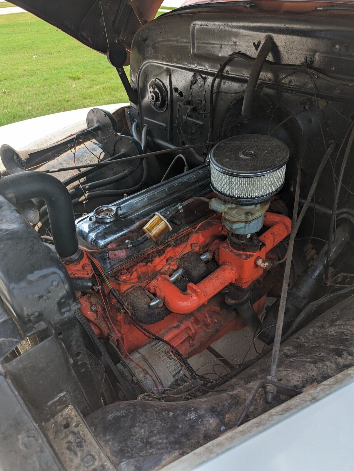 Chevrolet-Chevy-1954-White-0-4