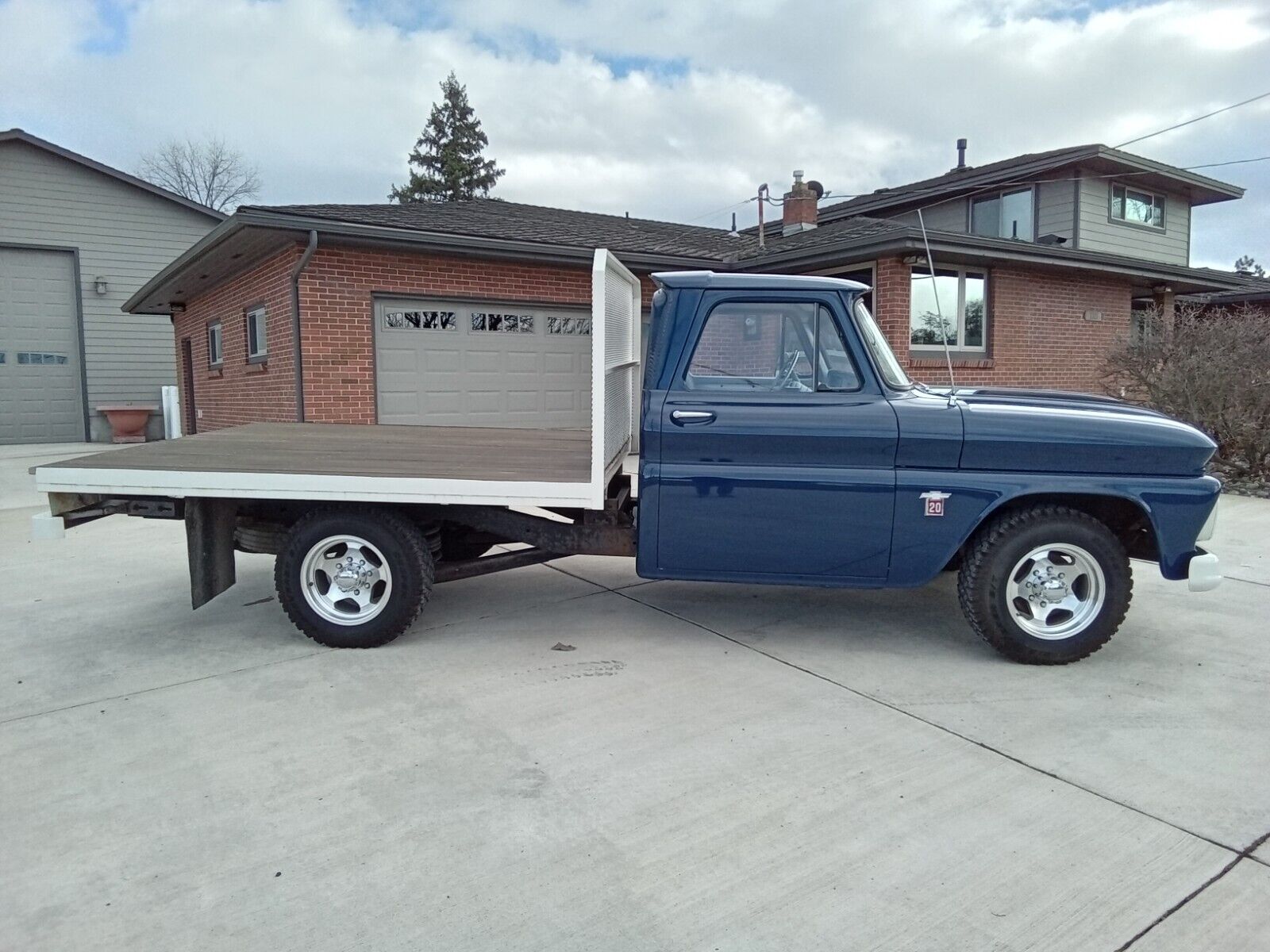 Chevrolet-Chevy-1964-Blue-Tan-132024-26