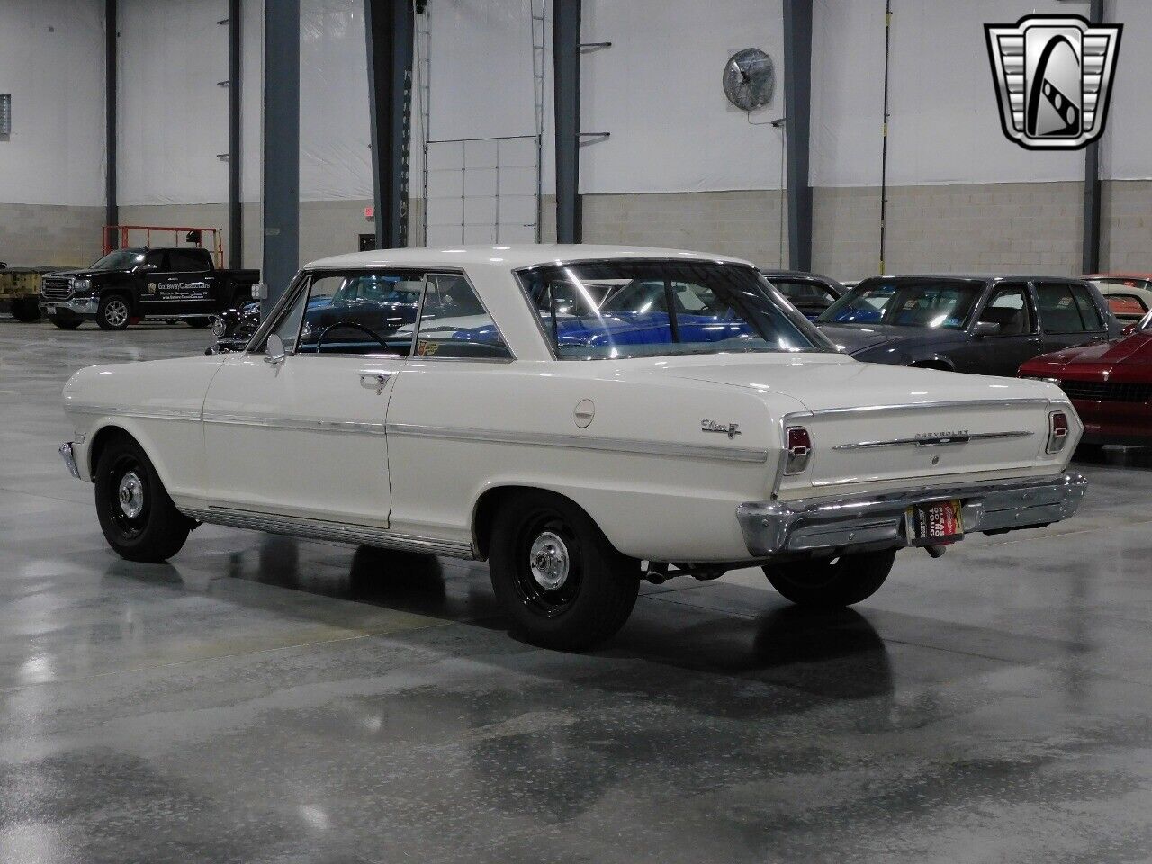 Chevrolet-Chevy-II-Nova-Coupe-1963-White-Blue-70481-3