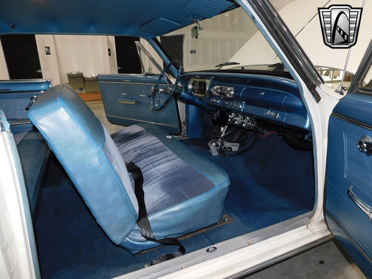 Chevrolet-Chevy-II-Nova-Coupe-1963-White-Blue-70481-7