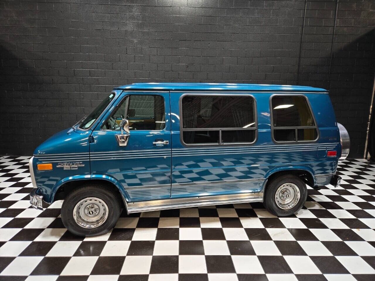 Chevrolet-Chevy-Van-1994-Blue-Gray-146853-1