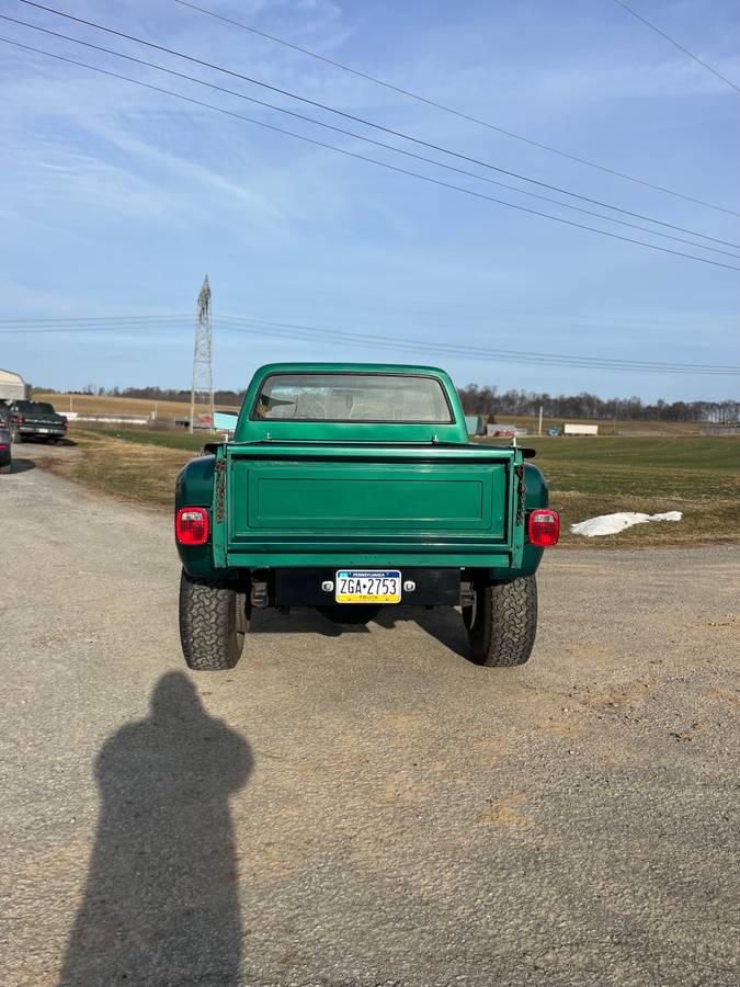 Chevrolet-Cheyenne-pickup-1977-green-140101-3