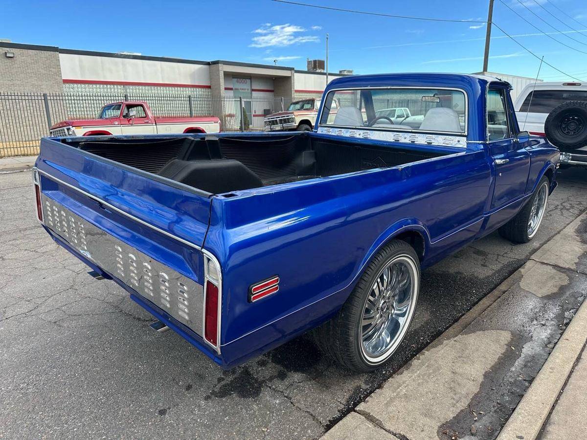 Chevrolet-Ck-10-series-1972-blue-2-3