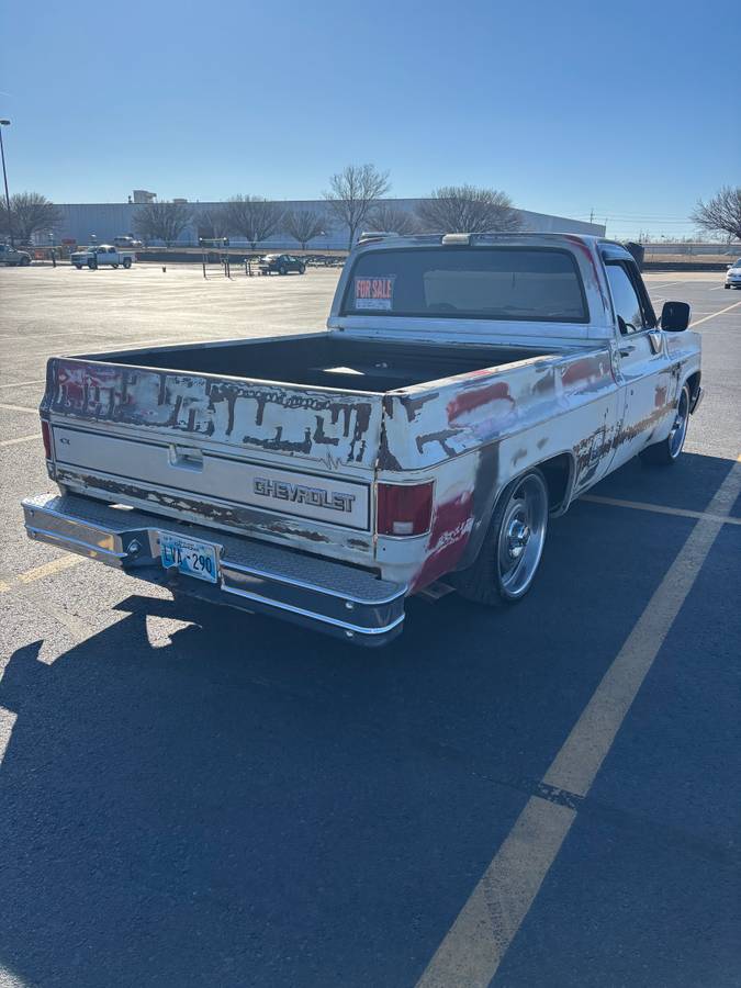 Chevrolet-Ck-pickup-12-ton-nominal-1986-custom-11780-21