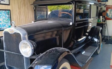 Chevrolet-Coach-1928-53113-1