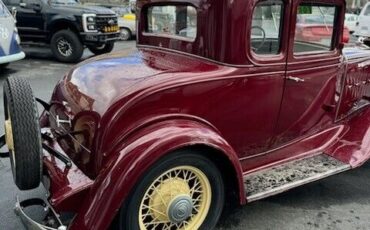 Chevrolet-Confederate-Coupe-1932-Burgundy-Gray-19867-8